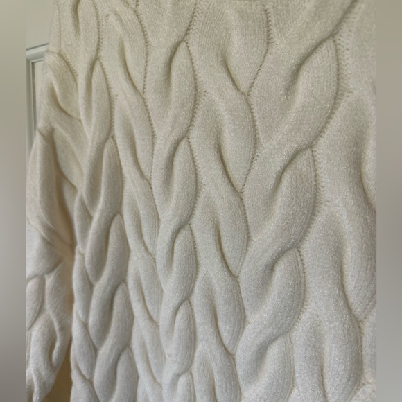 White Philosophy Sweater- Size Large - Picture 4 of 4